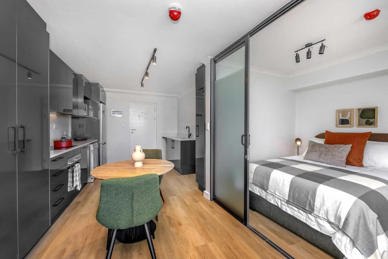 Newlands Peak Aparthotel By Totalstay เคปทาวน์ ภายนอก รูปภาพ