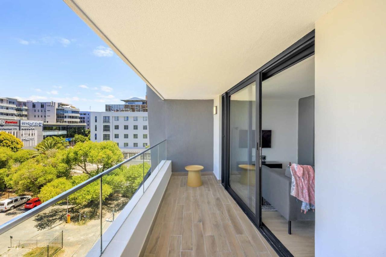 Newlands Peak Aparthotel By Totalstay เคปทาวน์ ภายนอก รูปภาพ