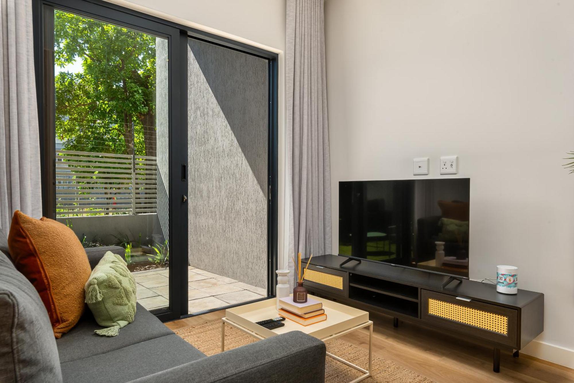 Newlands Peak Aparthotel By Totalstay เคปทาวน์ ภายนอก รูปภาพ